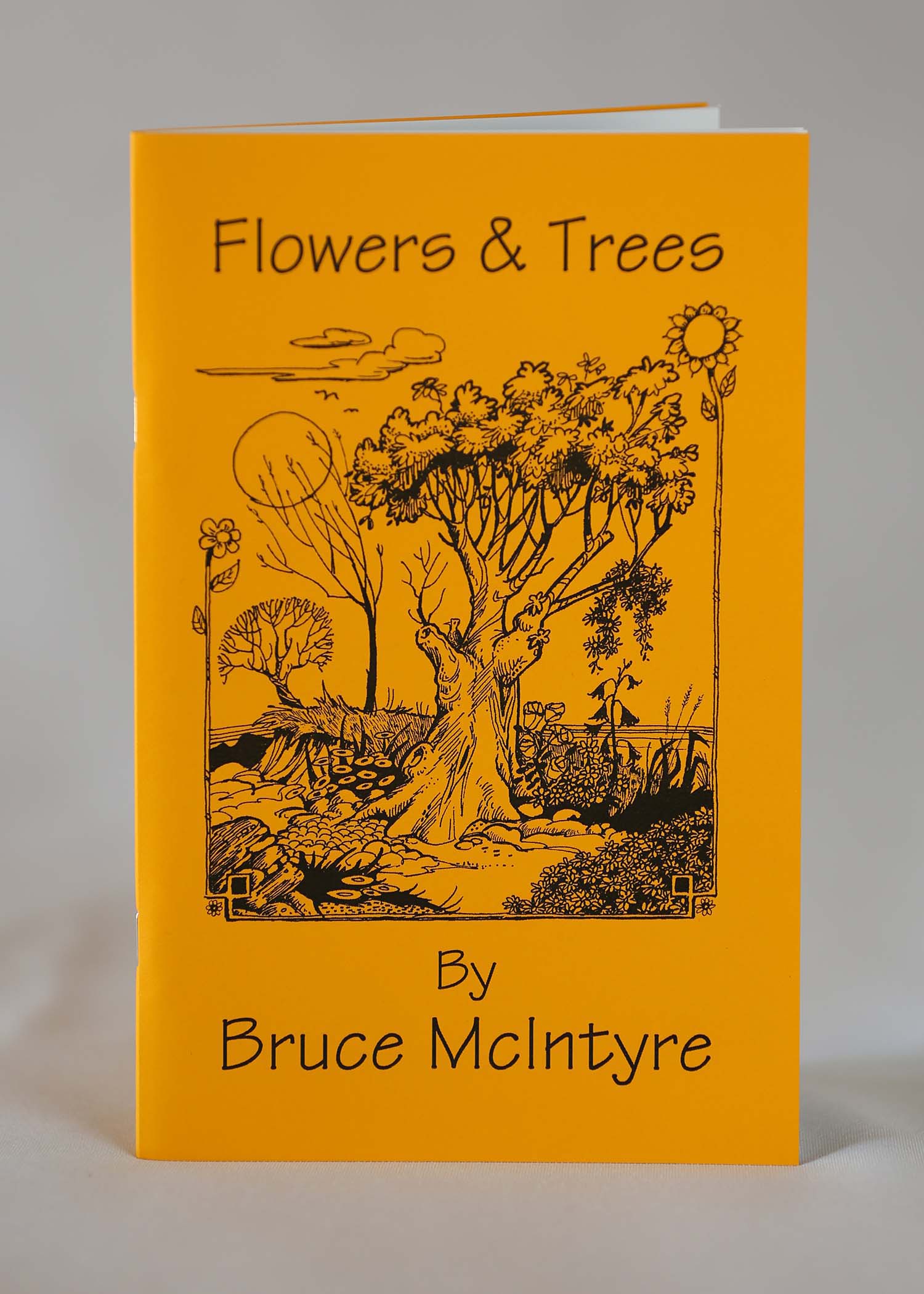 Cover of the book Flowers & Trees by Bruce McIntyre